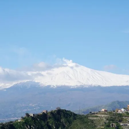 Center House Taormina
