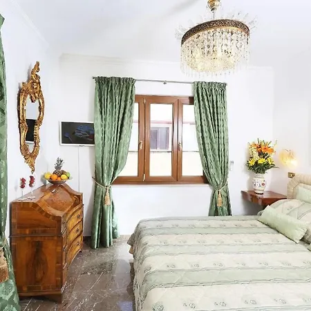 Center House Dom wakacyjny Taormina